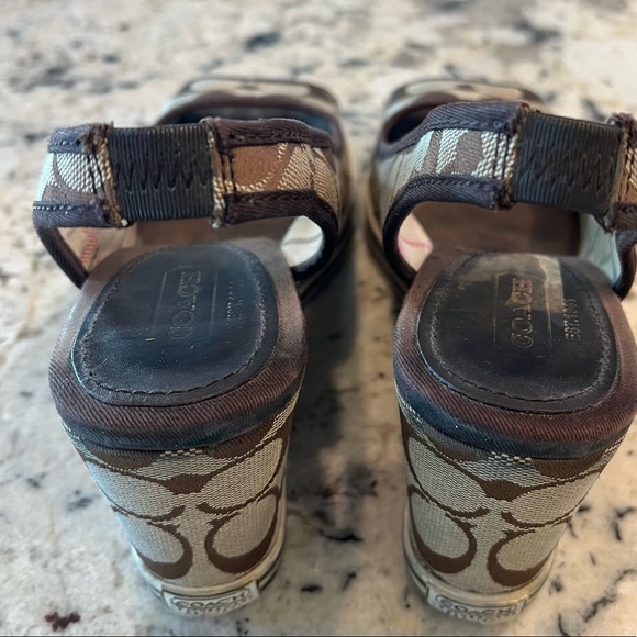 Women’s Genuine Coach Sydney Monogram Peep Toe Wedges 8.5 Brown Tan - Picture 15 of 15